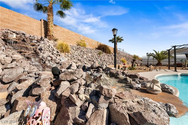 2349 Cottage View Court, Laughlin, NV 89029