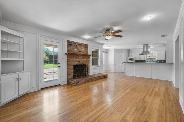 6645 Lange Circle, Dallas, TX 75214