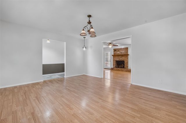 6645 Lange Circle, Dallas, TX 75214