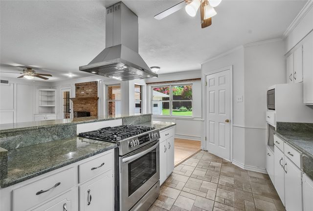 6645 Lange Circle, Dallas, TX 75214
