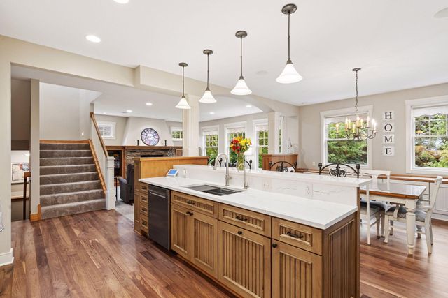 2934 Bobcat Trail NW, Prior Lake, MN 55372