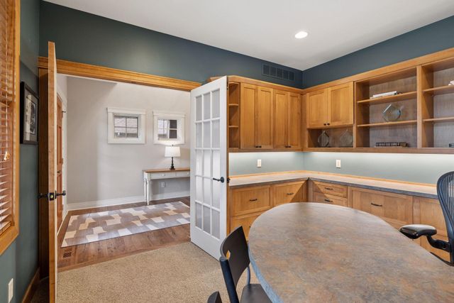 2934 Bobcat Trail NW, Prior Lake, MN 55372