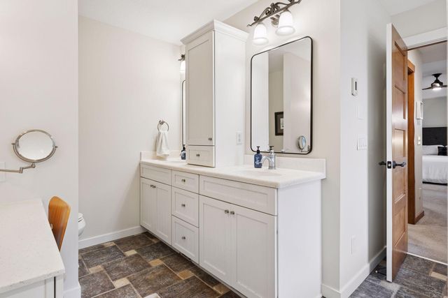 2934 Bobcat Trail NW, Prior Lake, MN 55372