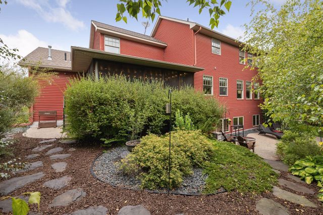 2934 Bobcat Trail NW, Prior Lake, MN 55372