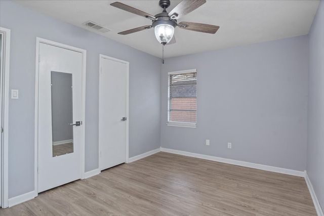 1302 Ann Arbor Drive, Corsicana, TX 75110