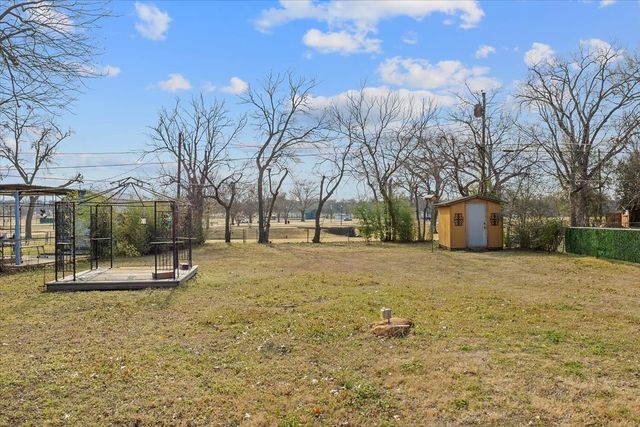 1302 Ann Arbor Drive, Corsicana, TX 75110