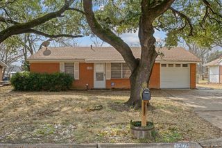 1302 Ann Arbor Drive, Corsicana, TX 75110