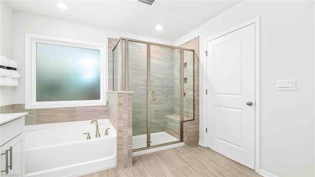 105 Silverpine Way, Bermuda Run, NC 27006