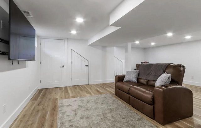 190 Dewey AVENUE, Fontana, WI 53125