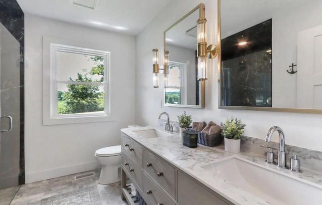 190 Dewey AVENUE, Fontana, WI 53125