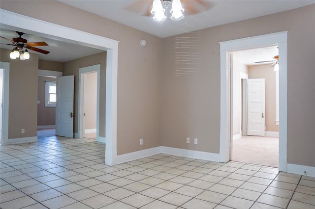 1712 19th Street 2, Galveston, TX 77550