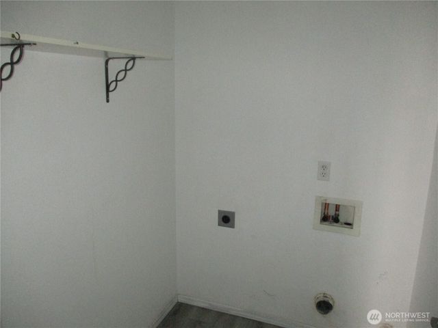 206 Mazza Street NE, Orting, WA 98360