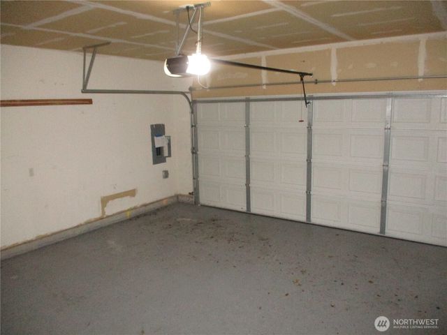 206 Mazza Street NE, Orting, WA 98360