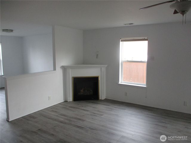 206 Mazza Street NE, Orting, WA 98360