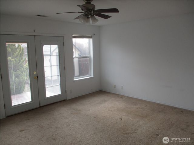 206 Mazza Street NE, Orting, WA 98360