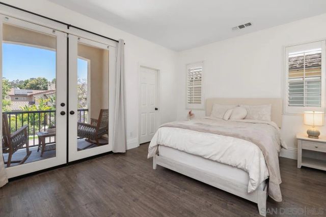 10237 Paseo De Linda, San Diego, CA 92127