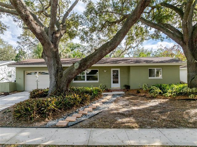 1721 WOODRIDGE DRIVE, Clearwater, FL 33756