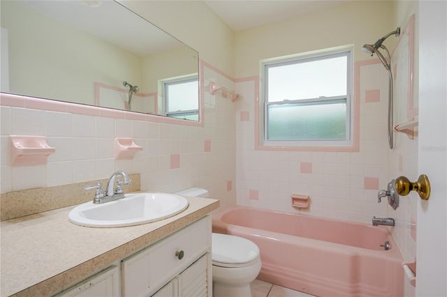 1721 WOODRIDGE DRIVE, Clearwater, FL 33756