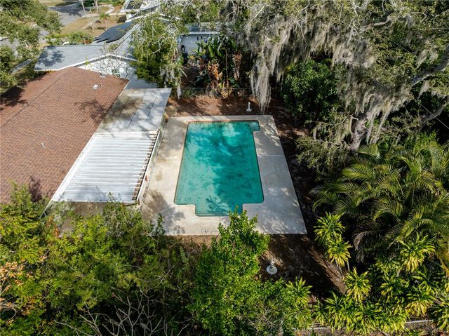 1721 WOODRIDGE DRIVE, Clearwater, FL 33756