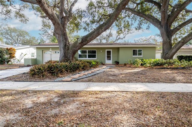 1721 WOODRIDGE DRIVE, Clearwater, FL 33756