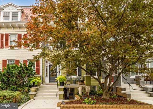 1654 HOBART ST NW, Washington, DC 20009