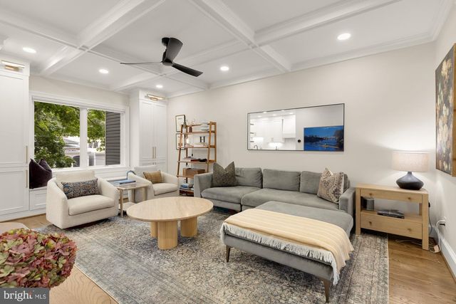 1654 HOBART ST NW, Washington, DC 20009