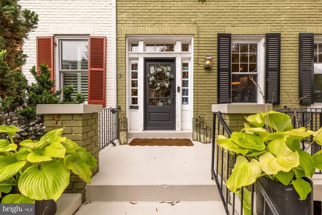 1654 HOBART ST NW, Washington, DC 20009