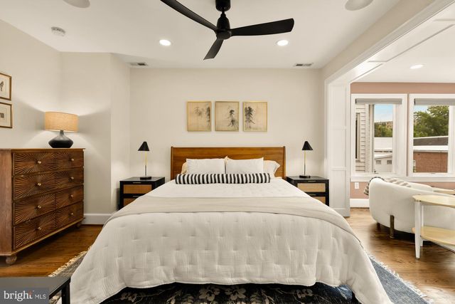 1654 HOBART ST NW, Washington, DC 20009