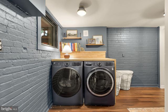 1654 HOBART ST NW, Washington, DC 20009
