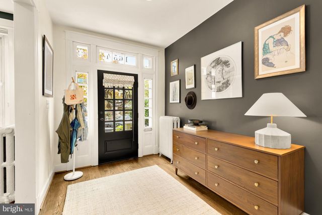 1654 HOBART ST NW, Washington, DC 20009
