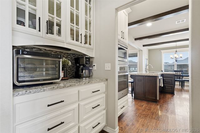 7081 E 125th Street S, Bixby, OK 74008