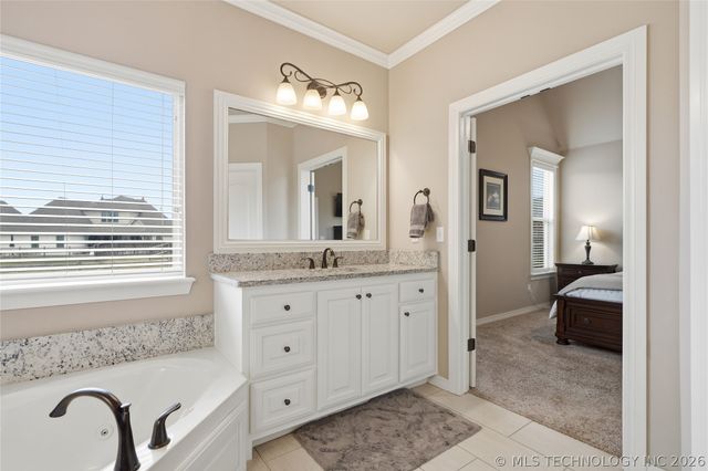 7081 E 125th Street S, Bixby, OK 74008