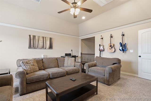 7081 E 125th Street S, Bixby, OK 74008