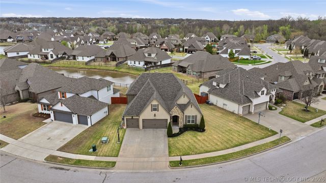 7081 E 125th Street S, Bixby, OK 74008