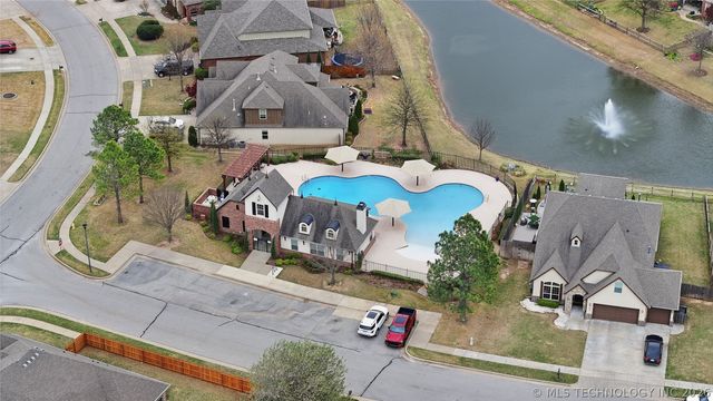 7081 E 125th Street S, Bixby, OK 74008