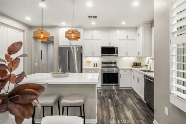 88 Capricorn, Irvine, CA 92618