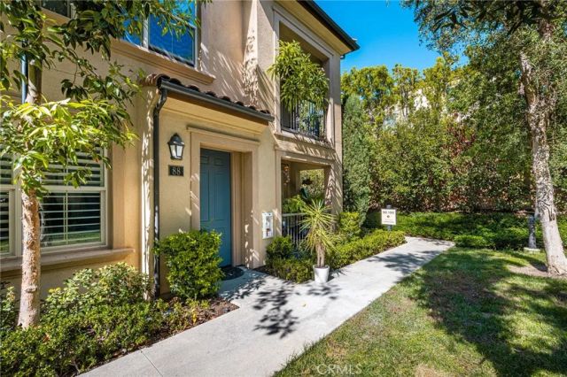 88 Capricorn, Irvine, CA 92618