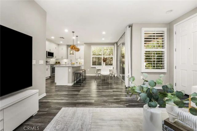 88 Capricorn, Irvine, CA 92618