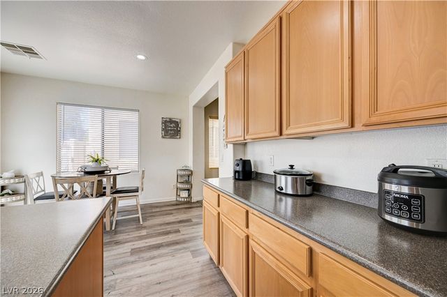 6105 Glenborough Street, Las Vegas, NV 89115