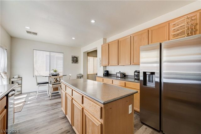 6105 Glenborough Street, Las Vegas, NV 89115