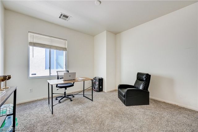 6105 Glenborough Street, Las Vegas, NV 89115