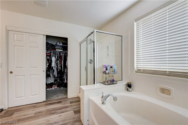 6105 Glenborough Street, Las Vegas, NV 89115