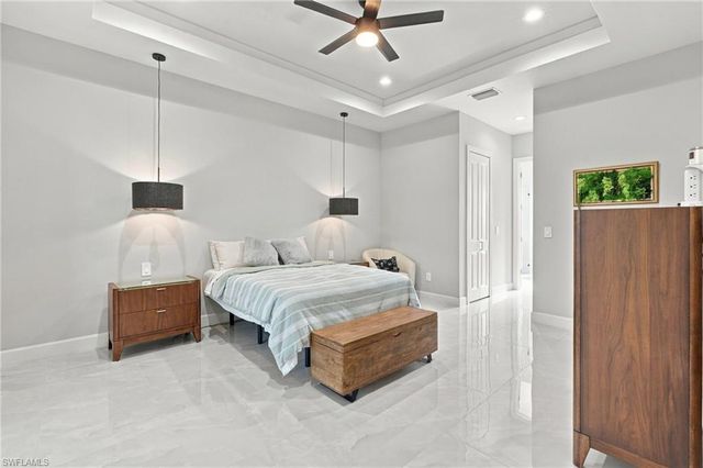 516 NW 35th PL, Cape Coral, FL 33993