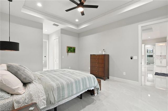 516 NW 35th PL, Cape Coral, FL 33993