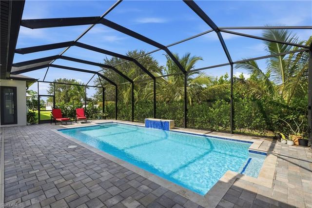 516 NW 35th PL, Cape Coral, FL 33993