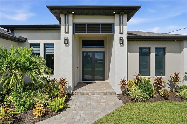 516 NW 35th PL, Cape Coral, FL 33993