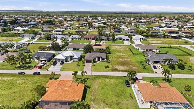 516 NW 35th PL, Cape Coral, FL 33993