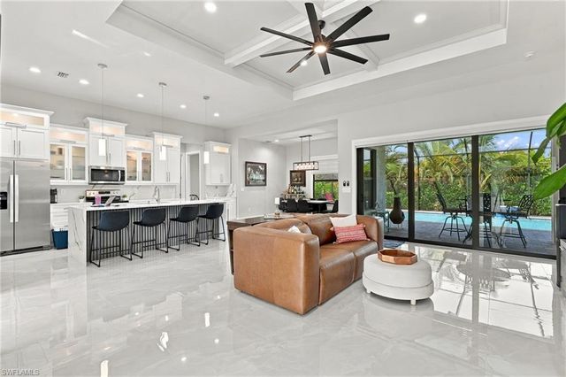 516 NW 35th PL, Cape Coral, FL 33993