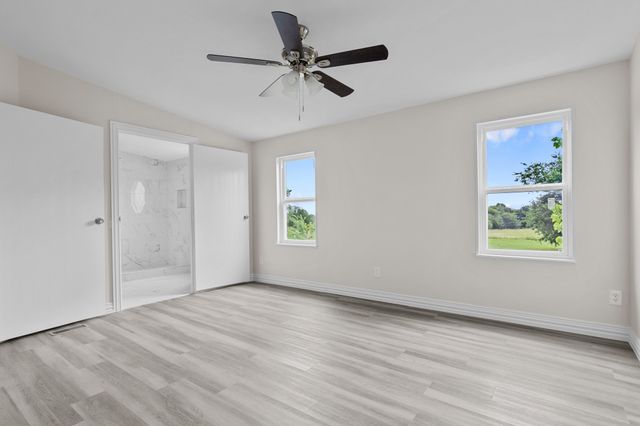 1006 S Telegraph Circle, Quinlan, TX 75474