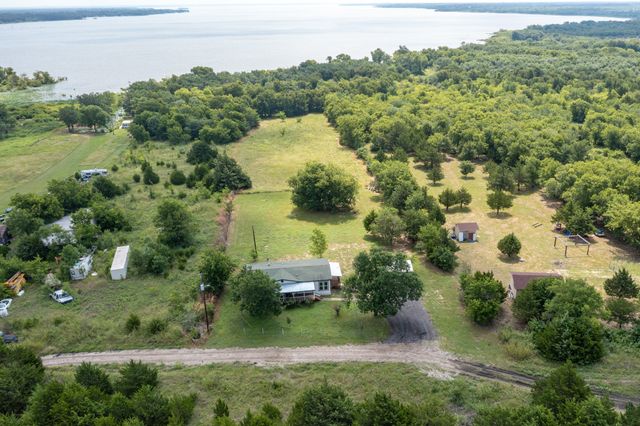 1006 S Telegraph Circle, Quinlan, TX 75474